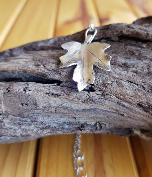 Field Maple Leaf Necklace – Love, Fertility, Repels Evil