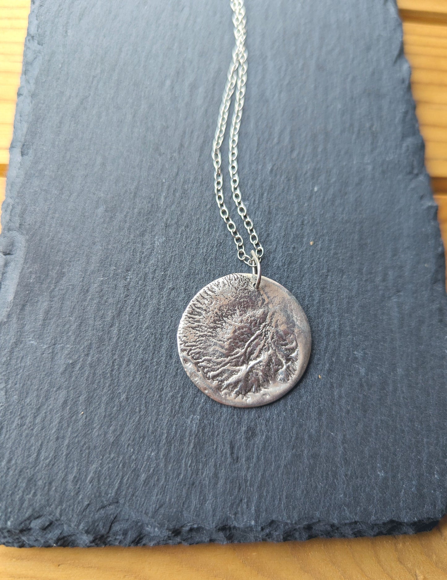 Reticulated full moon necklace